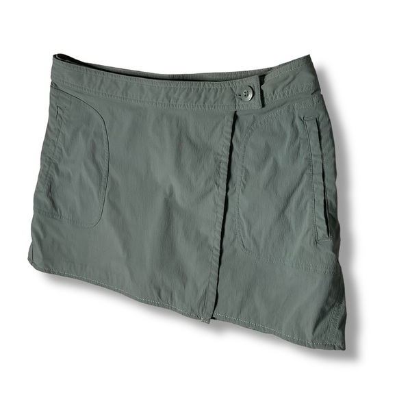 Patagonia Wrap Hiking Skort Active Outdoor Lightweight Sz 8 - Picture 3 of 9